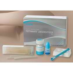 Teethmate Desensitizer Set: Powder (6g), Liquid (4.8ml)-kit, Kuraray, 1210KA