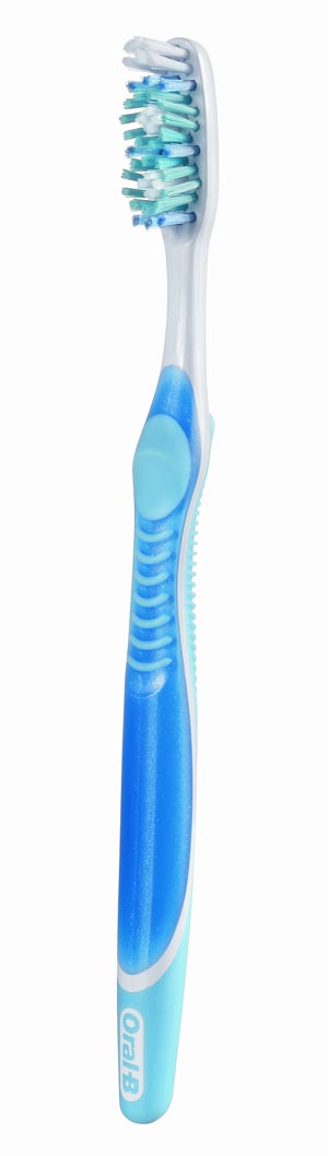 Oral-B Vivid Whitening 35 Toothbrush 12Bx